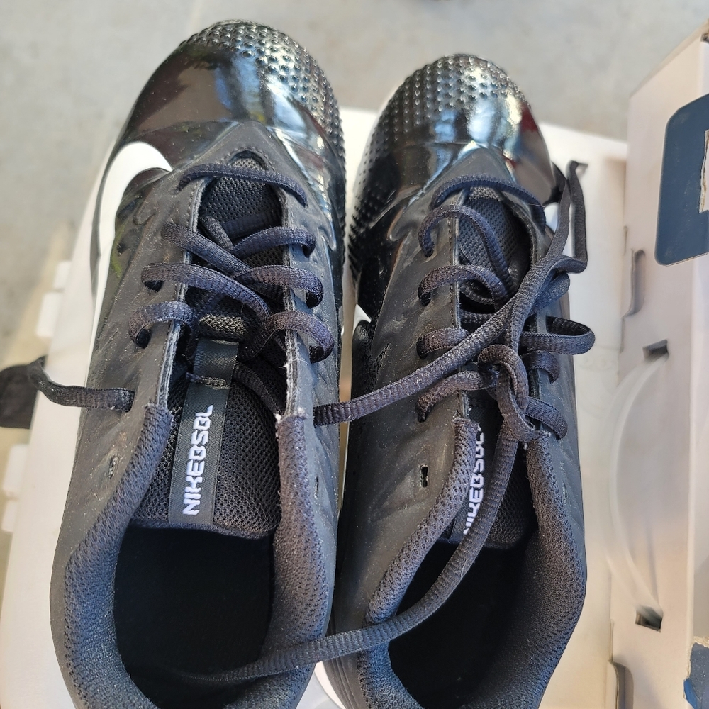 Nike baseball cleats